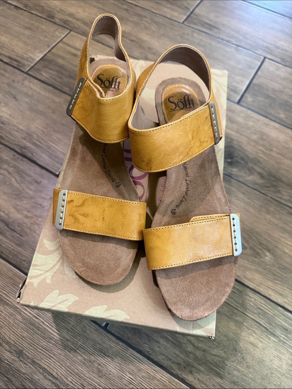 SOFFT ANKLE STRAP SANDALS WOMENS Verdi Lemon Yellow LEATHER SIZE 9
